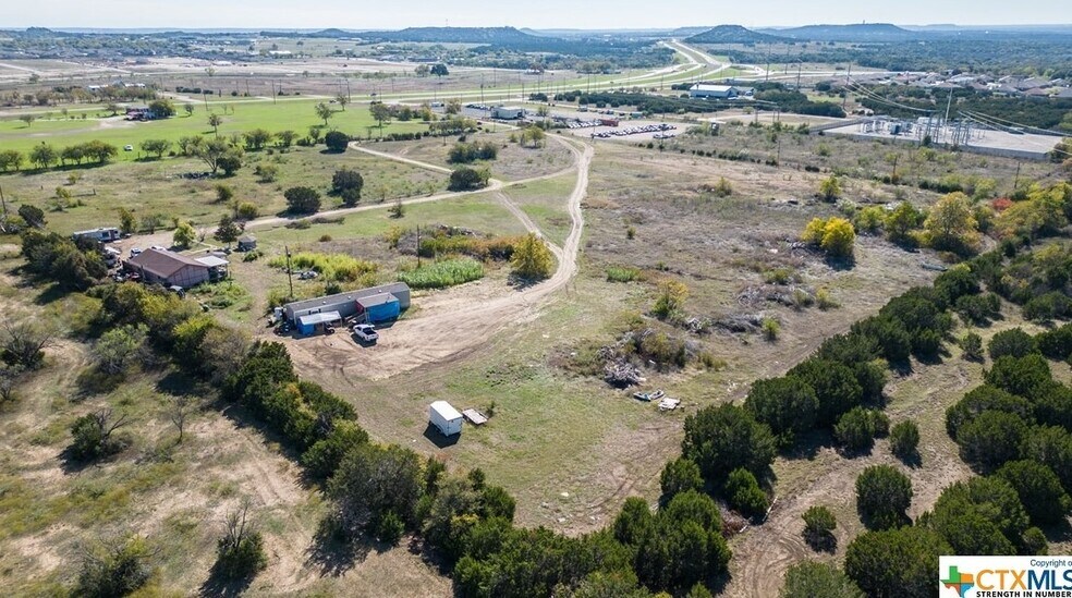 More Photos Of 6111 & 6301 S Fort Hood St, Killeen Office For Sale