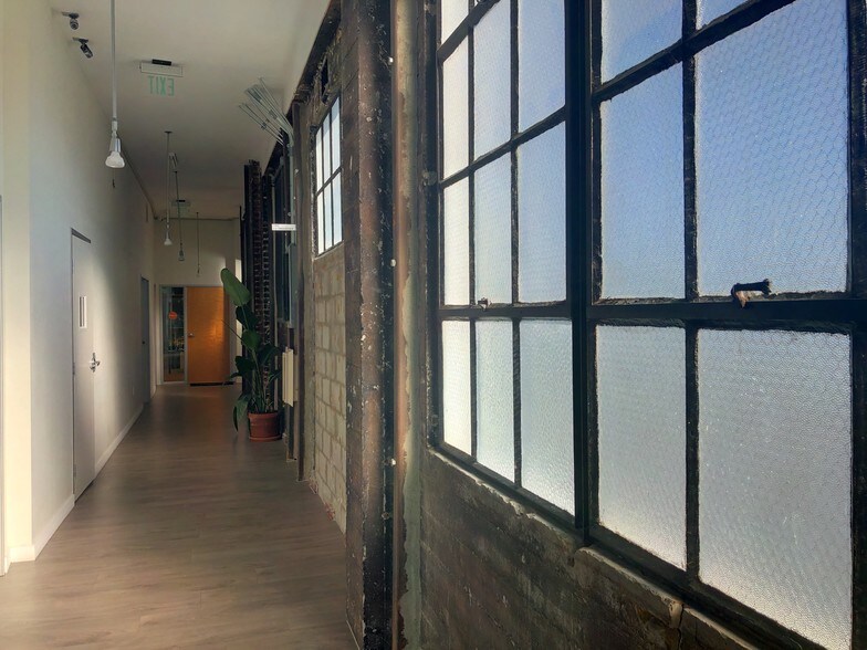 More Photos Of 8800 Wilshire Blvd, Beverly Hills Office For Lease