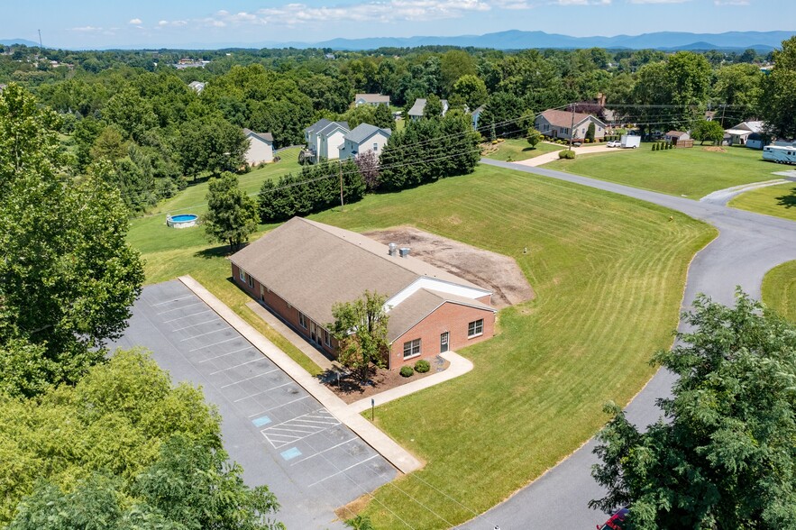 More Photos Of 81 Quicks Mill Rd, Verona Schools For Sale