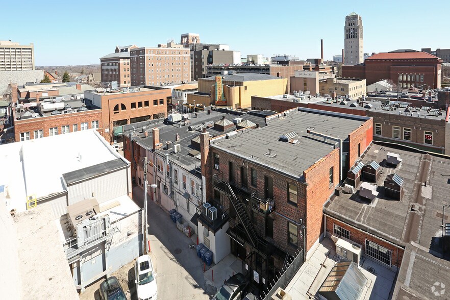 More Photos Of 302 S State St, Ann Arbor Storefront Retail Office For Lease