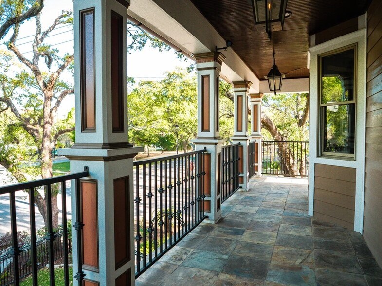 More Photos Of 446 Heights Blvd, Houston Office Residential For Lease