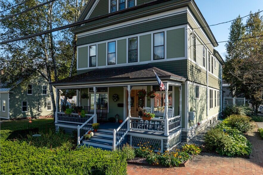 More Photos Of 86 Main St, Ludlow Hospitality For Sale