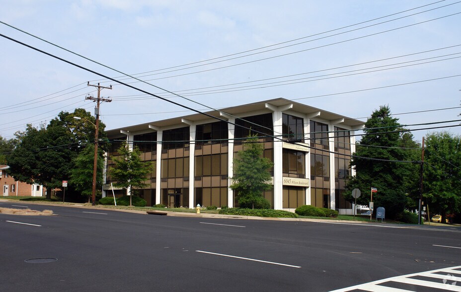 More Photos Of 6045 N Wilson Blvd, Arlington Medical For Lease