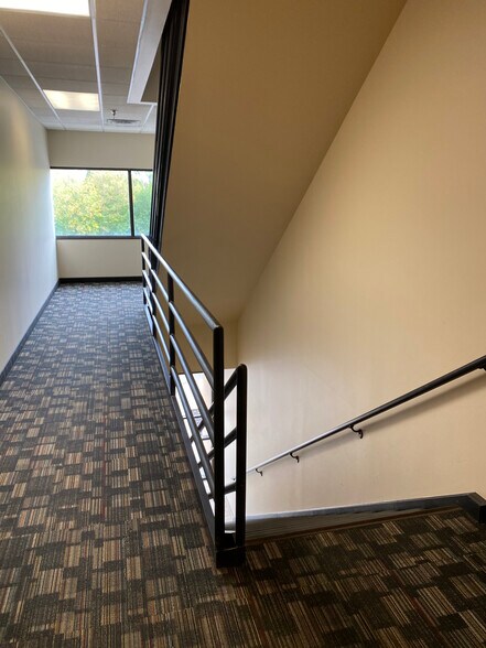 More Photos Of 2780 Snelling Ave N, Roseville Medical For Lease