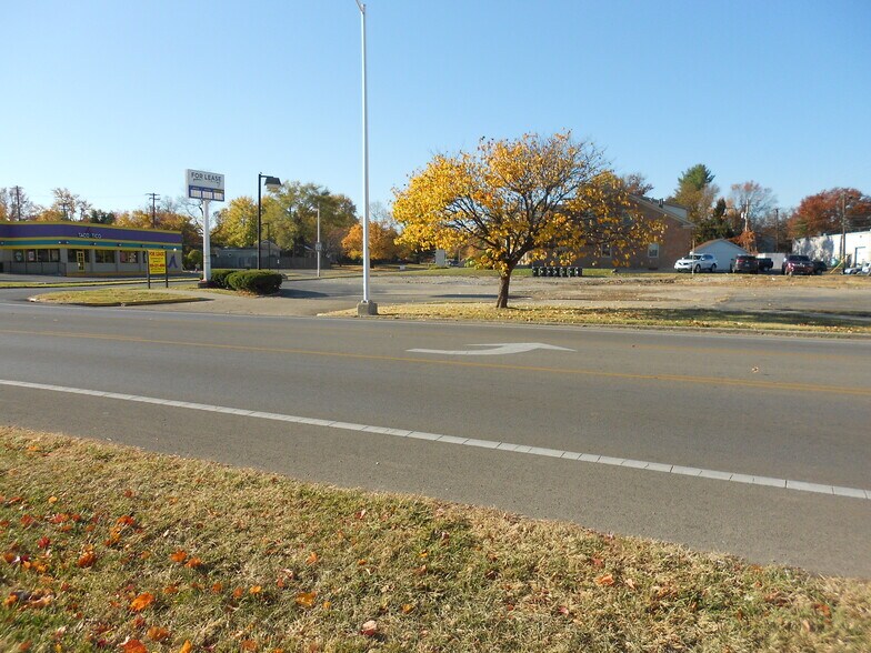 More Photos Of 216 Southland Dr, Lexington Land For Sale