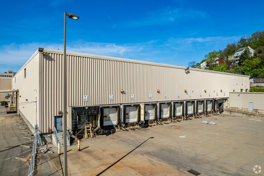 More Photos Of 1080 River Ave, Pittsburgh Warehouse For Lease