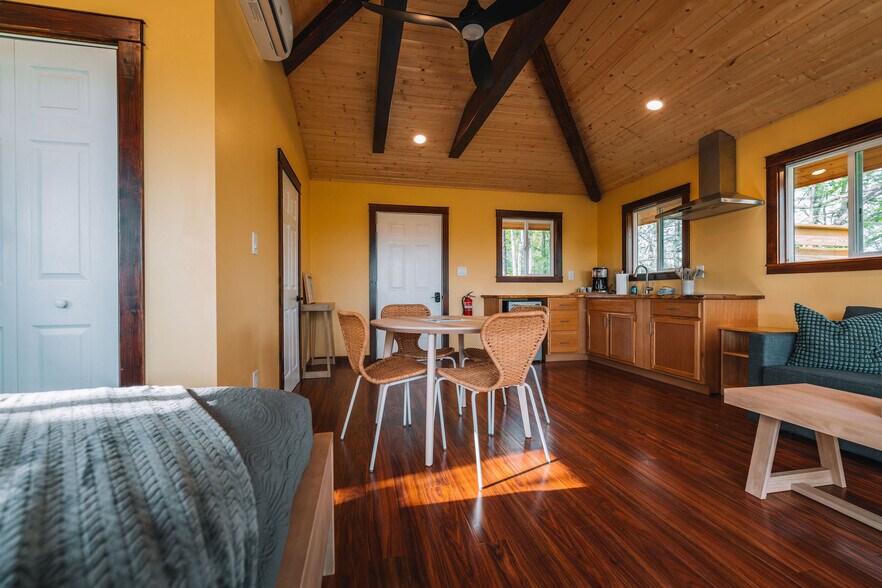 More Photos Of 250 Wood Thrush Lane, Rogers Specialty For Sale
