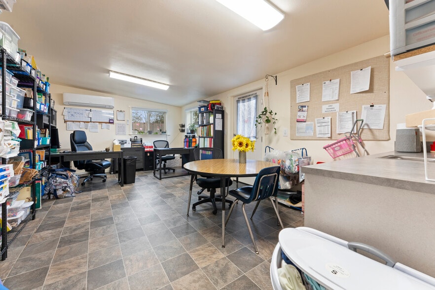 More Photos Of 2125 Coburg Rd, Eugene Healthcare For Sale