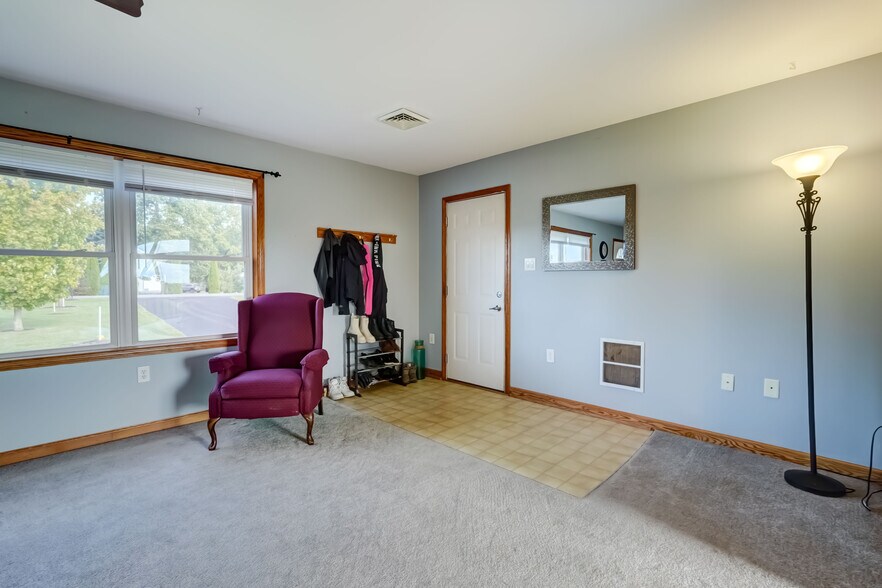 More Photos Of 1262 Fitzpatrick Rd, Auburn Specialty For Sale