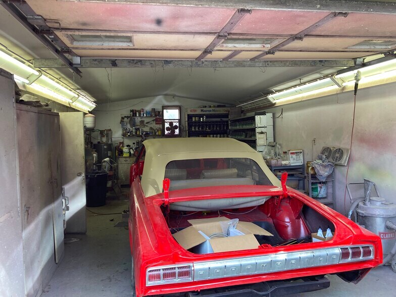 More Photos Of 22413 Highway C, Lawson Specialty For Sale