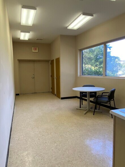 More Photos Of 1419 Chapman Hwy, Sevierville Light Distribution For Lease