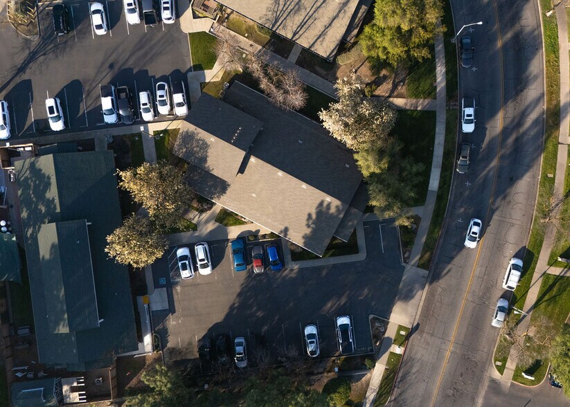 More Photos Of 3183 Collins Dr, Merced Medical For Sale