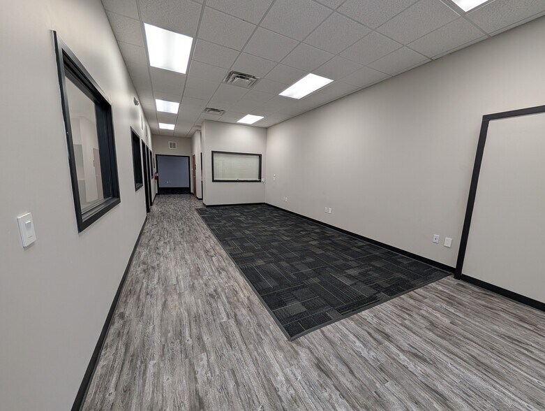 More Photos Of 12276 San Jose Blvd, Jacksonville Medical For Lease