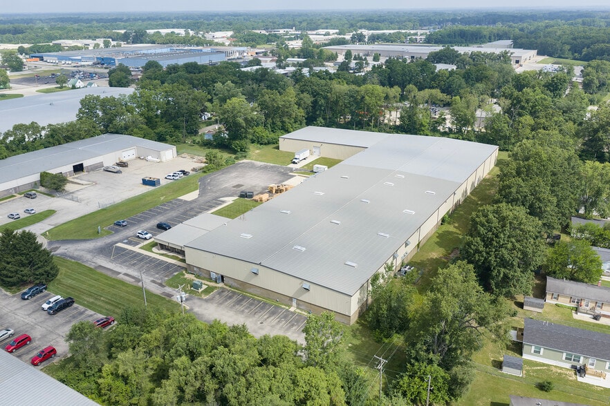 More Photos Of 1000 Sako Ct, Elkhart Warehouse For Lease