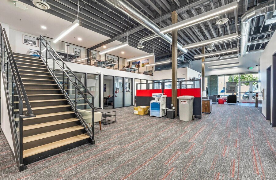 More Photos Of 1217 2nd St S, Nampa Storefront For Sale