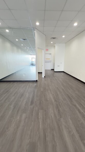 More Photos Of 15015 Westheimer Rd, Houston Unknown For Lease