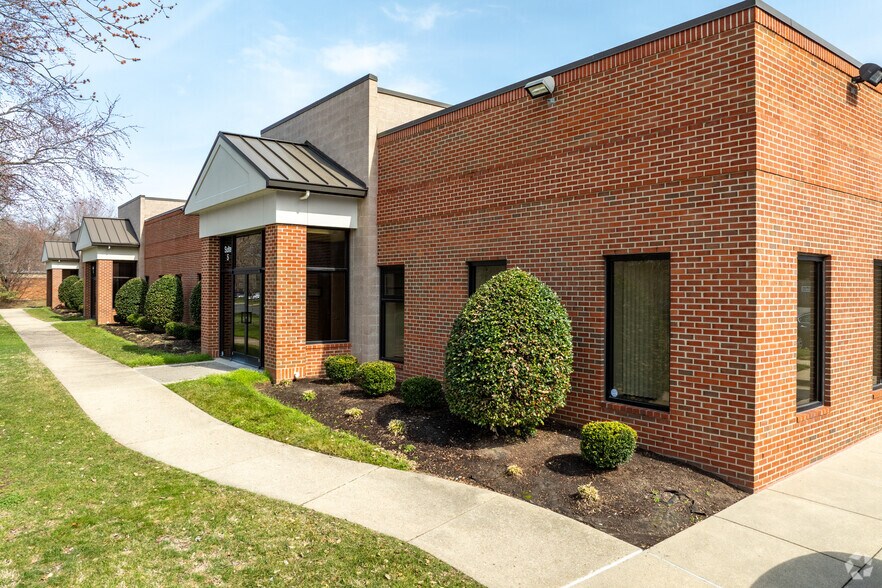 Primary Photo Of 2130 Priest Bridge Dr, Crofton Office For Lease