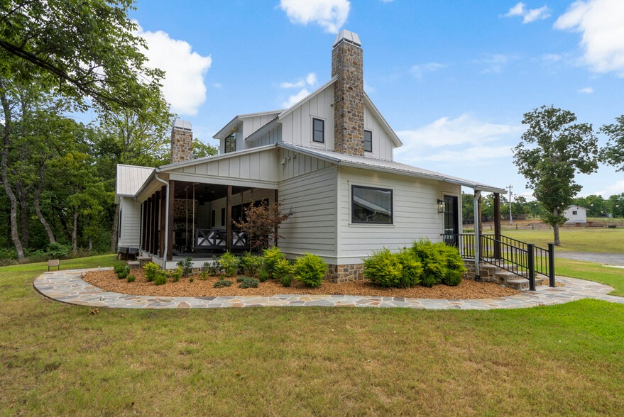 More Photos Of 19501 W 41st St, Sand Springs Specialty For Sale