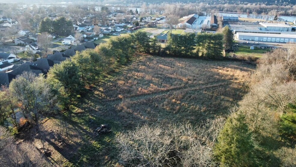 More Photos Of 60th, Vienna Land For Sale