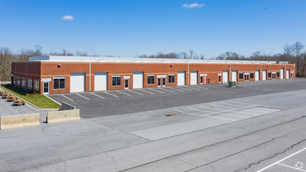 More Photos Of 5957 Exchange Dr, Eldersburg Unknown For Lease