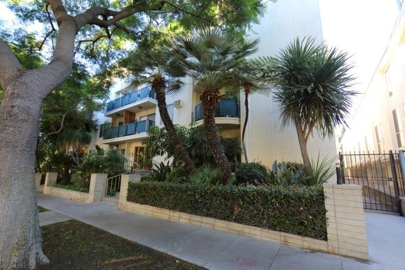More Photos Of 1203 N Kings Rd, West Hollywood Apartments For Sale