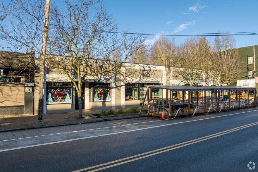More Photos Of 8221-8237 N Denver Ave, Portland Storefront For Lease