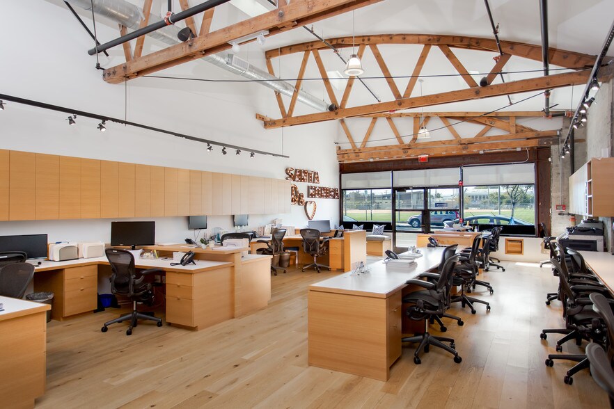 More Photos Of 1624-1626 Ocean Park Blvd, Santa Monica Unknown For Lease