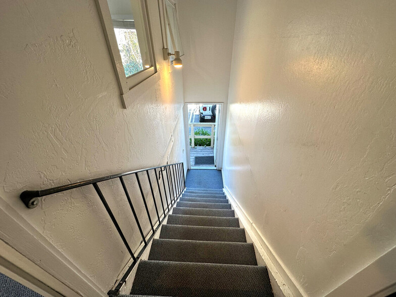 More Photos Of 150 Shoreline Hwy, Mill Valley Apartments For Sale