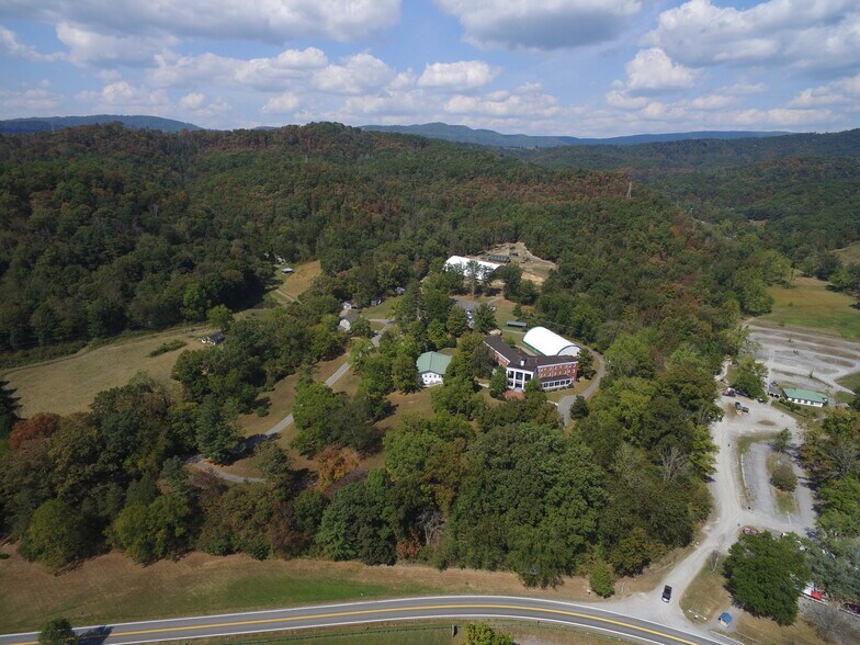More Photos Of 158 Academy Lane Dr, Pence Springs Hotel For Sale