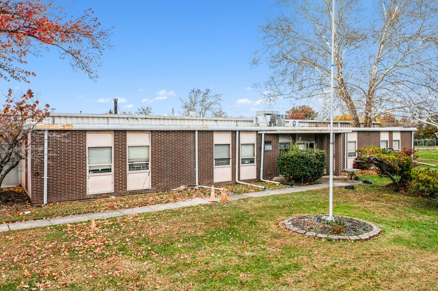 More Photos Of 680 Colwell Ln, Conshohocken Manufacturing For Lease