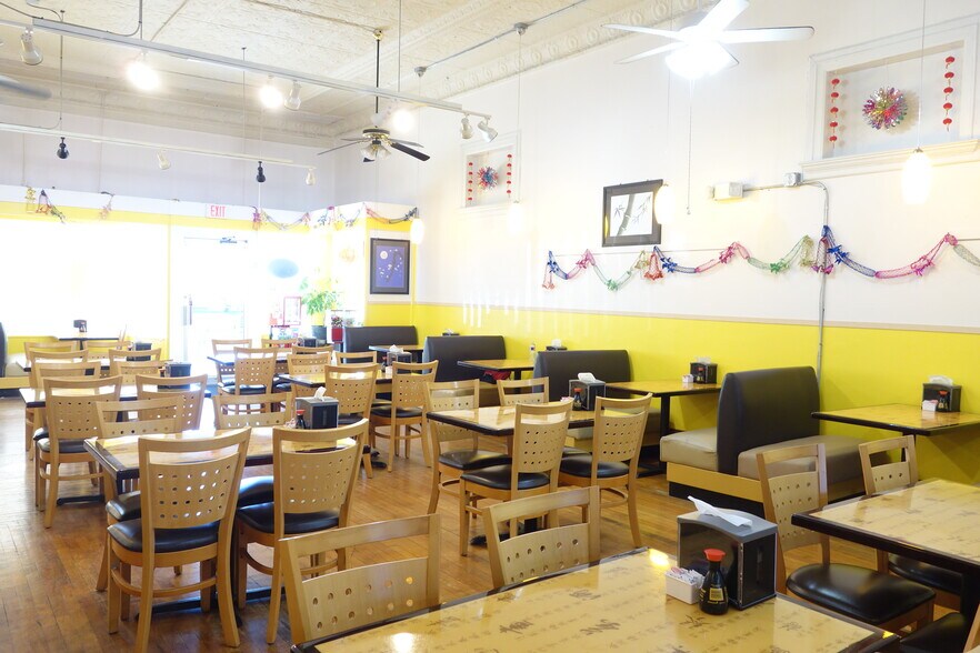 More Photos Of 224 N Main St, Mcpherson Restaurant For Sale