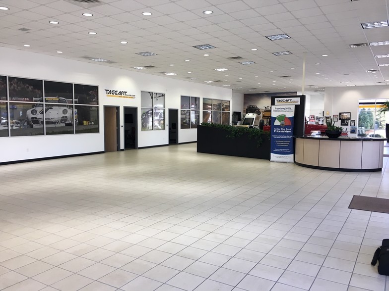 More Photos Of 1640 NW Maynard Rd, Cary Auto Dealership For Sale
