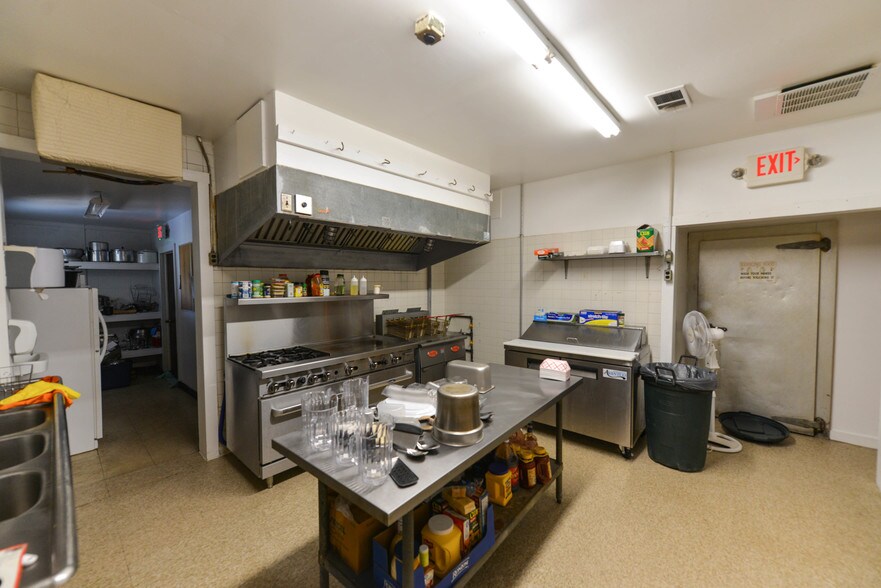 More Photos Of 896-900 Courses Landing Rd, Penns Grove, Carneys Point Industrial For Sale