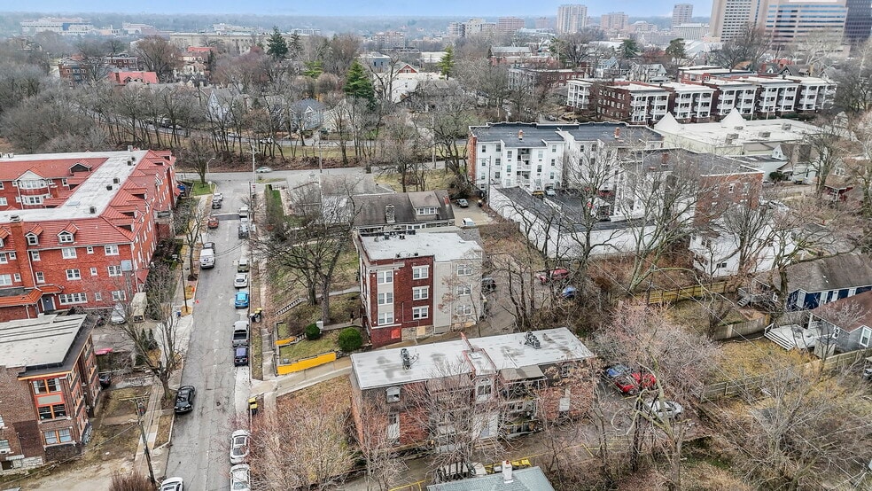 More Photos Of 4226-4228 Locust St, Kansas City Apartments For Sale