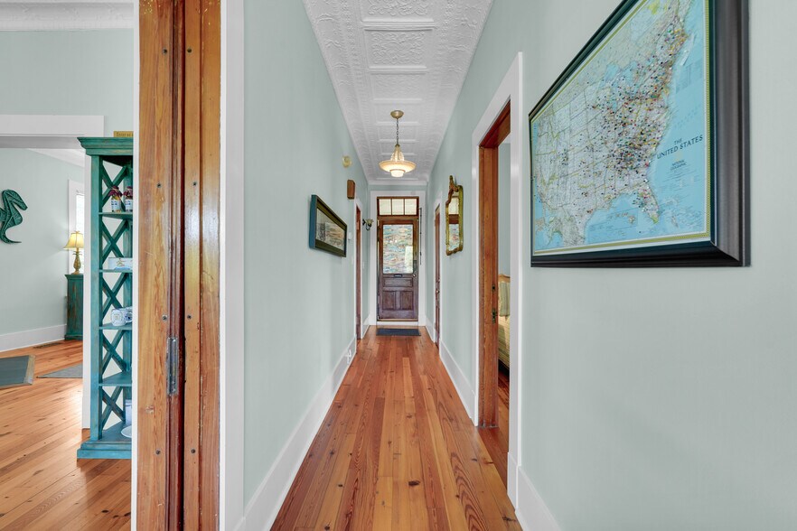 More Photos Of 21 Officers Row, Tybee Island Hospitality For Sale