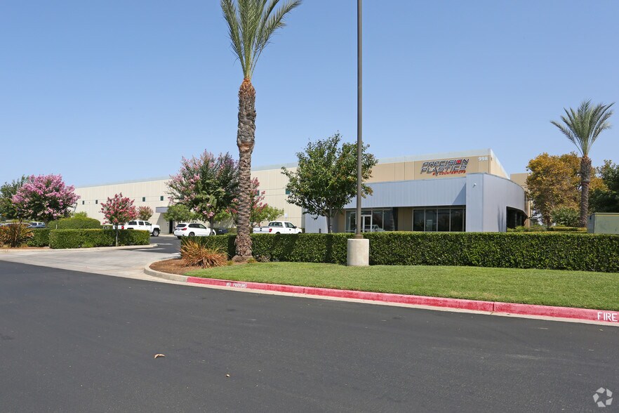 More Photos Of 998 N Temperance Ave, Clovis Manufacturing For Sale