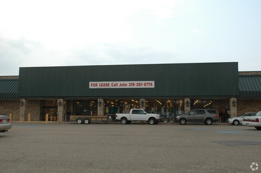 More Photos Of 2045 E Madison Ave, Bastrop Unknown For Lease