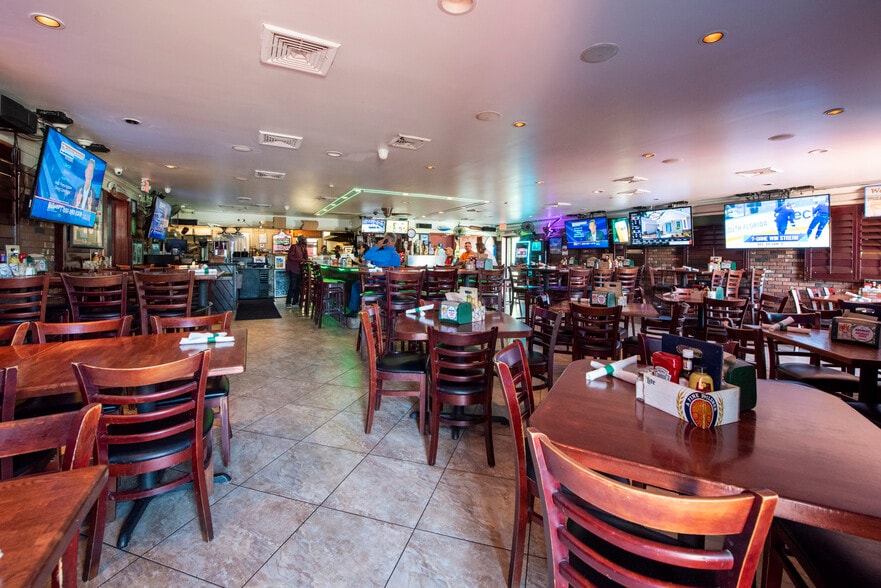 More Photos Of 1300 S Federal Hwy, Dania Restaurant For Sale