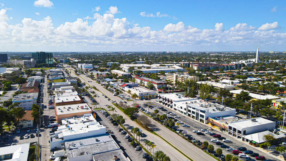 Primary Photo Of 2811-2841 E Commercial Blvd, Fort Lauderdale Unknown For Lease