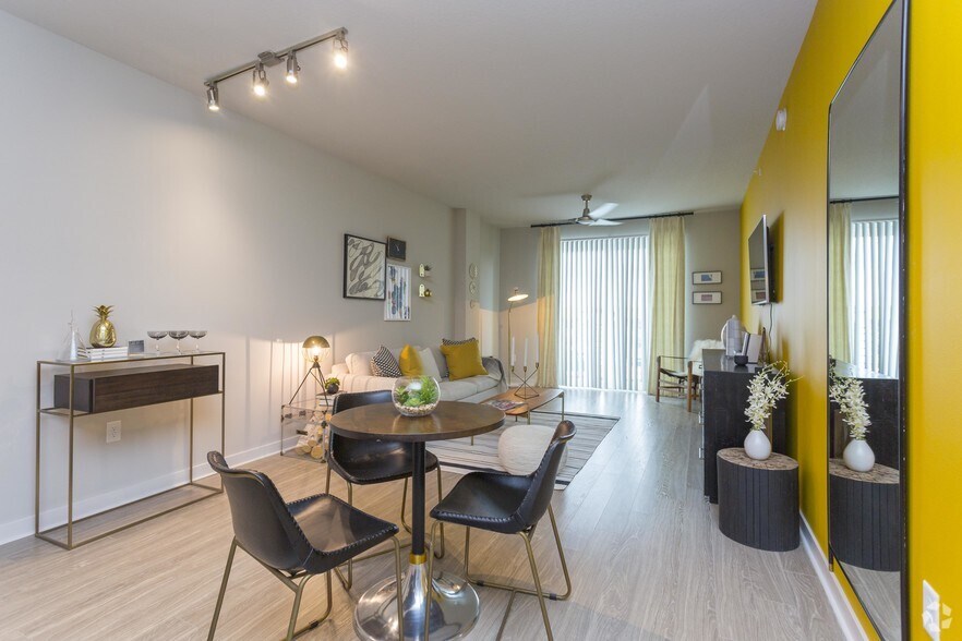 More Photos Of 190 SE 5th Ave, Delray Beach Apartments For Lease