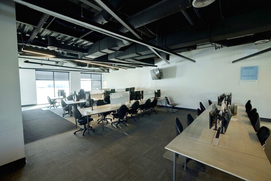 More Photos Of 450 N 1500 W, Orem Office For Lease