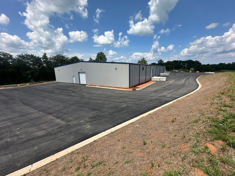 More Photos Of 130 Farrs Rd, Easley Industrial For Sale