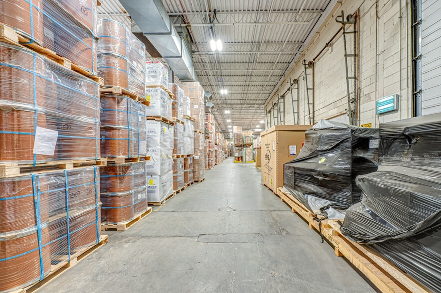 More Photos Of 30 Crossways E, Bohemia Manufacturing For Sale