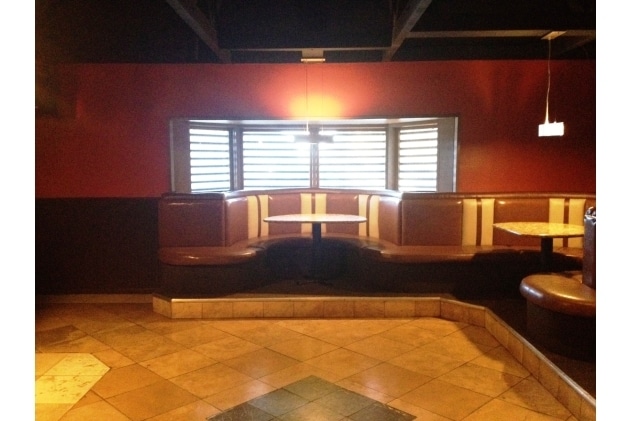 More Photos Of 2020 Country Club Ave NW, Huntsville Restaurant For Sale