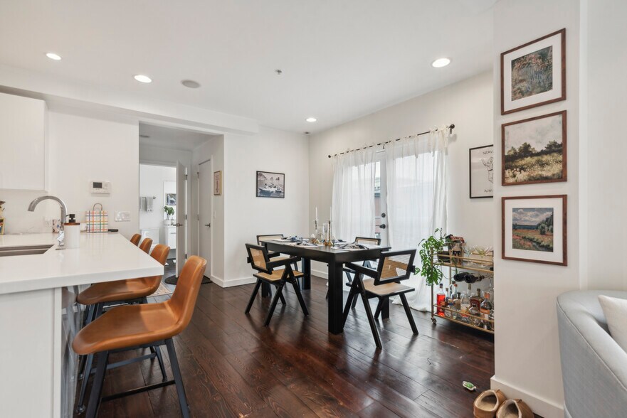 More Photos Of 263 N 3rd St, Philadelphia Apartments For Sale