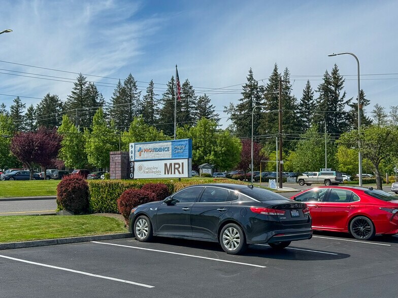 More Photos Of 910 S Scheuber Rd, Centralia Medical For Lease