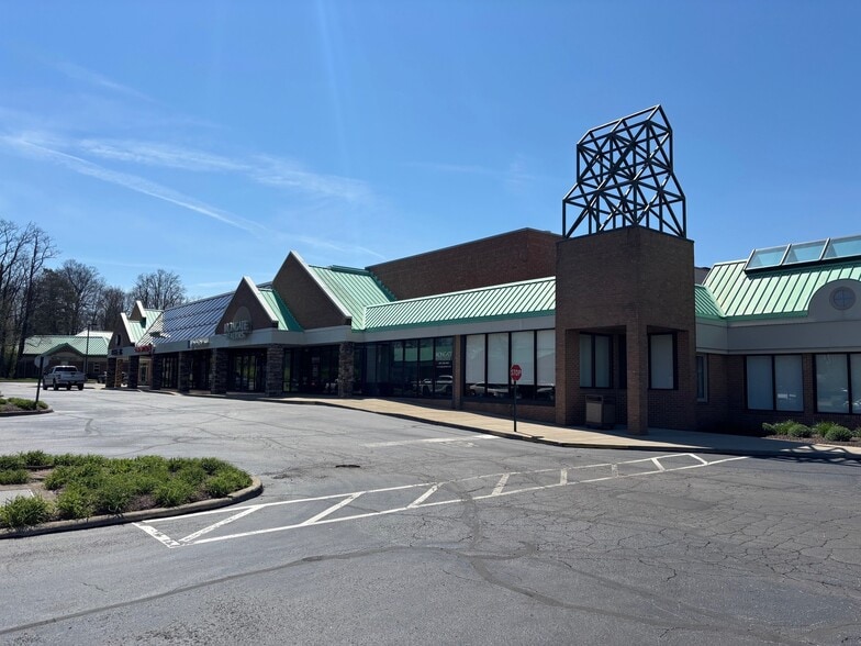 More Photos Of 4401-4491 Far Hills Ave, Dayton Unknown For Lease