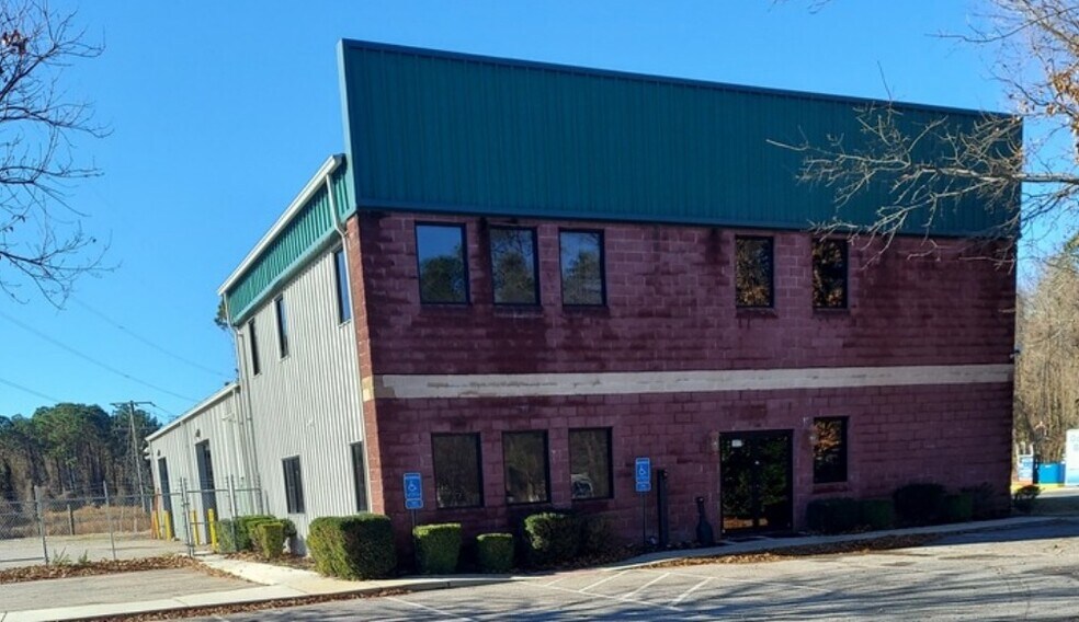 More Photos Of 807 Professional Pl W, Chesapeake Warehouse For Lease