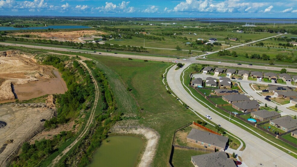 More Photos Of Highway 3 @ Central Parkway, Texas City Land For Sale