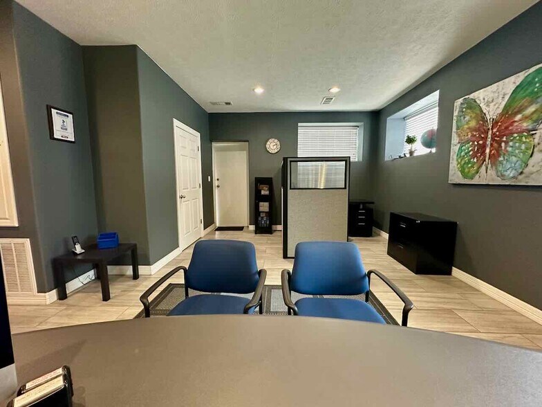 More Photos Of 8351 Bryant Dr, Silsbee Warehouse For Sale